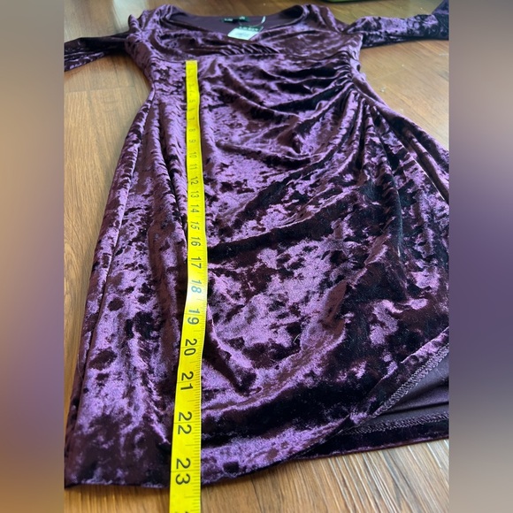 Lauren Ralph Lauren Dark Purple Dress Bell-Sleeve Velvet Size 4P NWT V Neck - Picture 6 of 7
